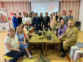 МУЗЫКАЛЬНАЯ ГОСТИНАЯ «ВСПОМНИМ О ВОЙНЕ…» МУЗЫКАЛЬНАЯ ГОСТИНАЯ «ВСПОМНИМ О ВОЙНЕ…».