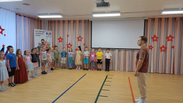 «С ЧЕГО НАЧИНАЕТСЯ РОДИНА…» «С ЧЕГО НАЧИНАЕТСЯ РОДИНА…».