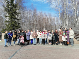 ЦЕРЕМОНИЯ ВОЗЛОЖЕНИЯ ЦВЕТОВ ЦЕРЕМОНИЯ ВОЗЛОЖЕНИЯ ЦВЕТОВ.