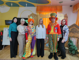 ПУТЕШЕСТВИЕ В СТРАНУ ВЕСЁЛЫХ ПЕСЕН ПУТЕШЕСТВИЕ В СТРАНУ ВЕСЁЛЫХ ПЕСЕН.